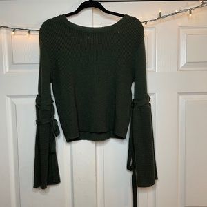 Toe Sleeve Sweater
